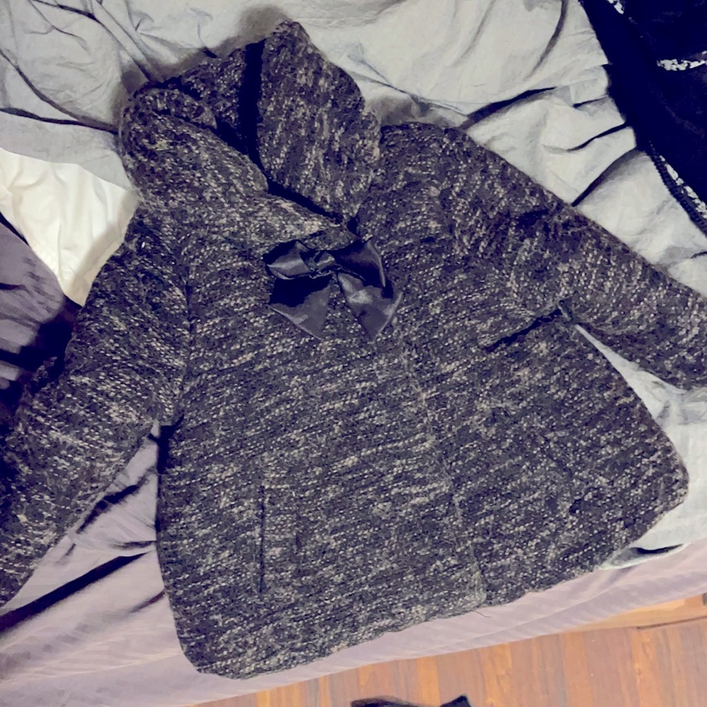 Baby girl 🎀 12-18 month warm button up jacket